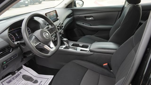 Used 2023 Nissan Sentra SV image 17