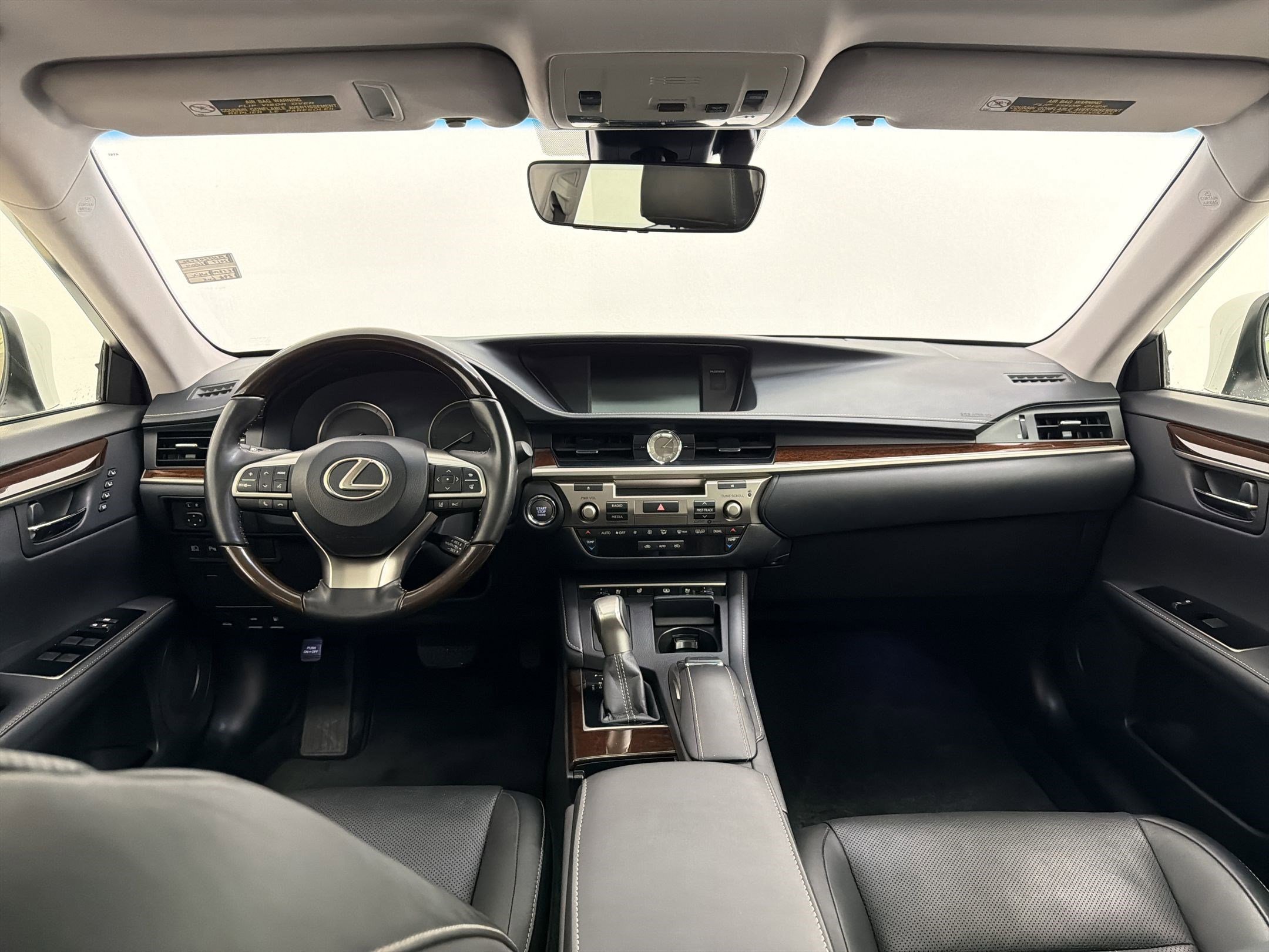 Used 2017 Lexus ES 350 FWD image 16