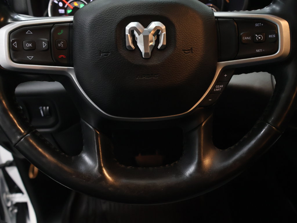 Used 2020 RAM 1500 Big Horn AWD/4WD image 18