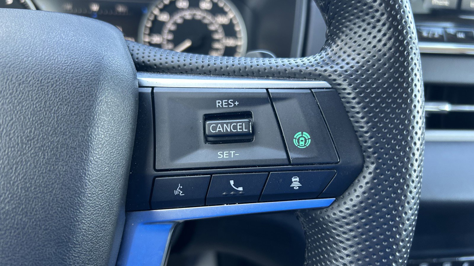 Used 2024 Mitsubishi Outlander SE image 24