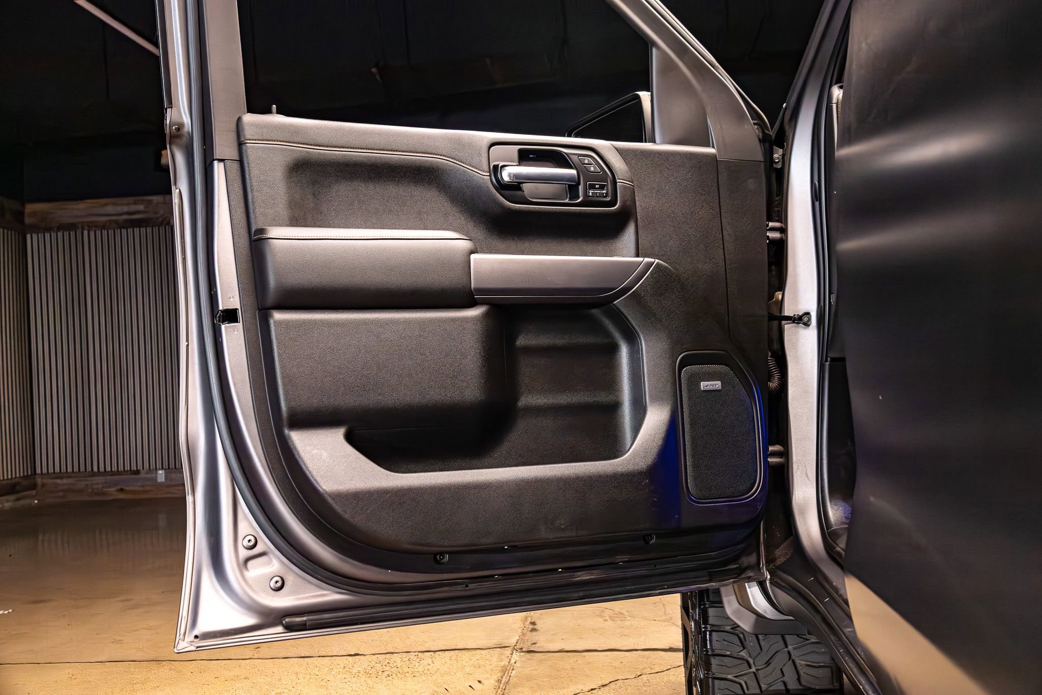 Used 2020 GMC Sierra 1500 AT4 w/ AT4 Premium Package AWD/4WD image 32