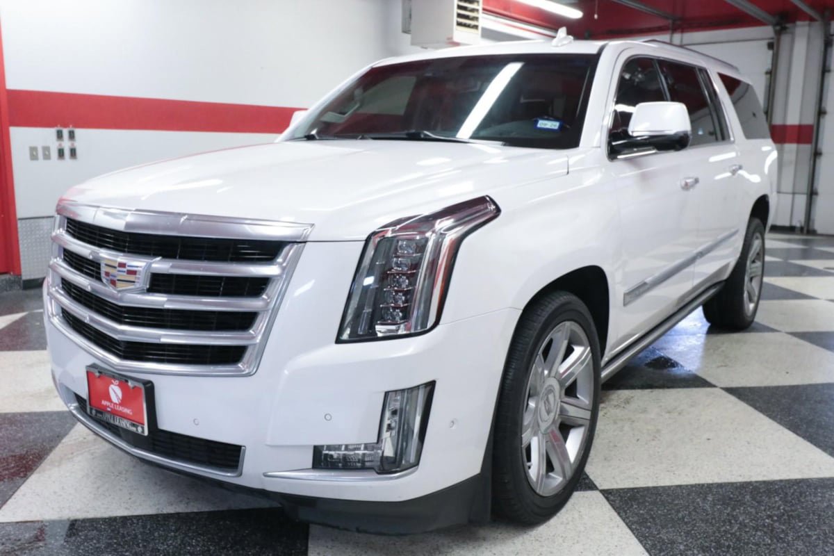 Used 2019 Cadillac Escalade ESV Premium Luxury image 5