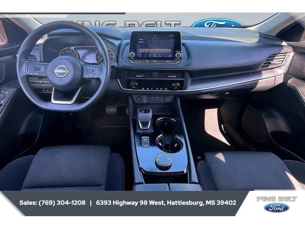 Used 2024 Nissan Rogue SV image 13