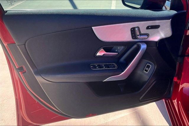 Used 2019 Mercedes-Benz A 220 image 28