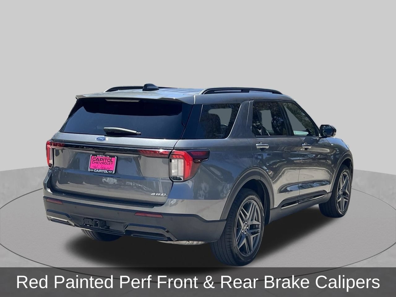 Used 2025 Ford Explorer ST-Line w/ ST-Line Street Pack AWD/4WD image 6