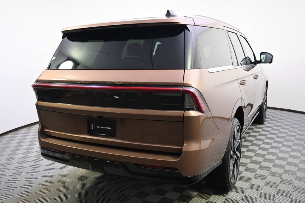 New 2026 Lincoln Navigator Black Label image 6