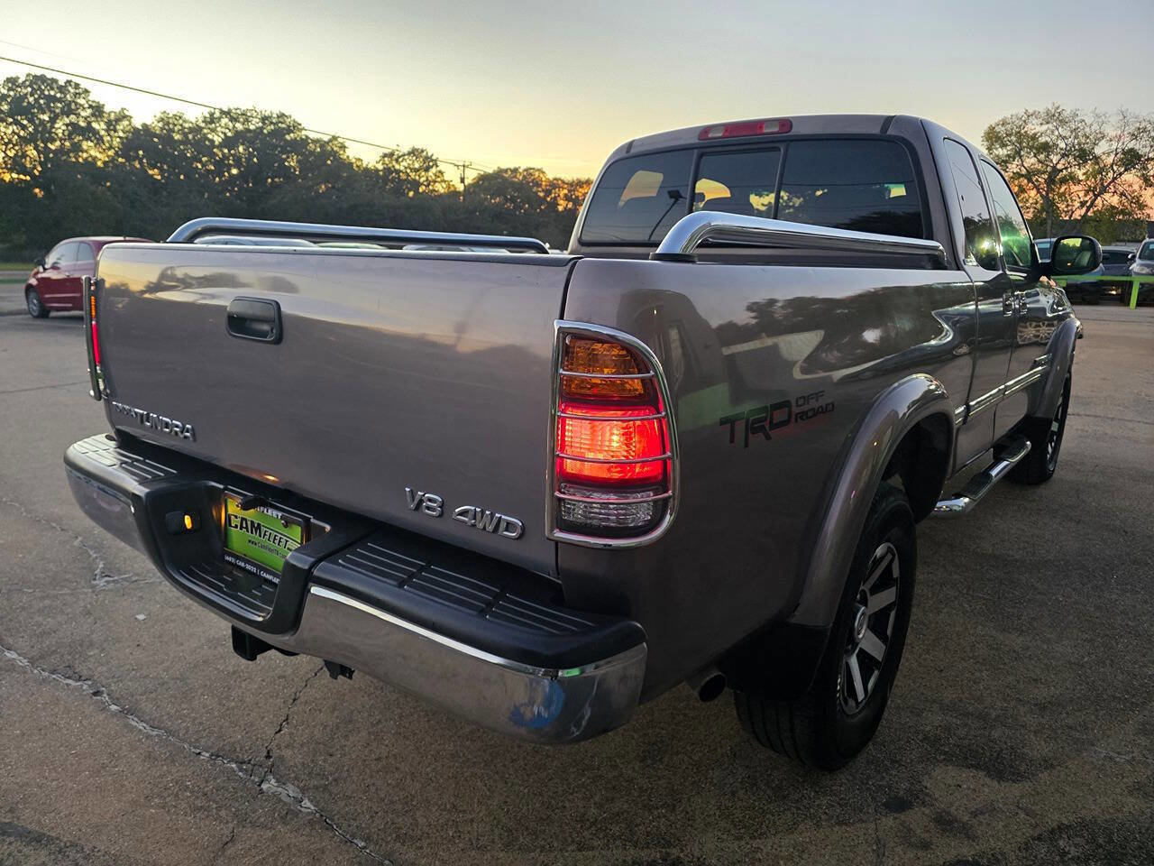 Used 2000 Toyota Tundra Limited image 8