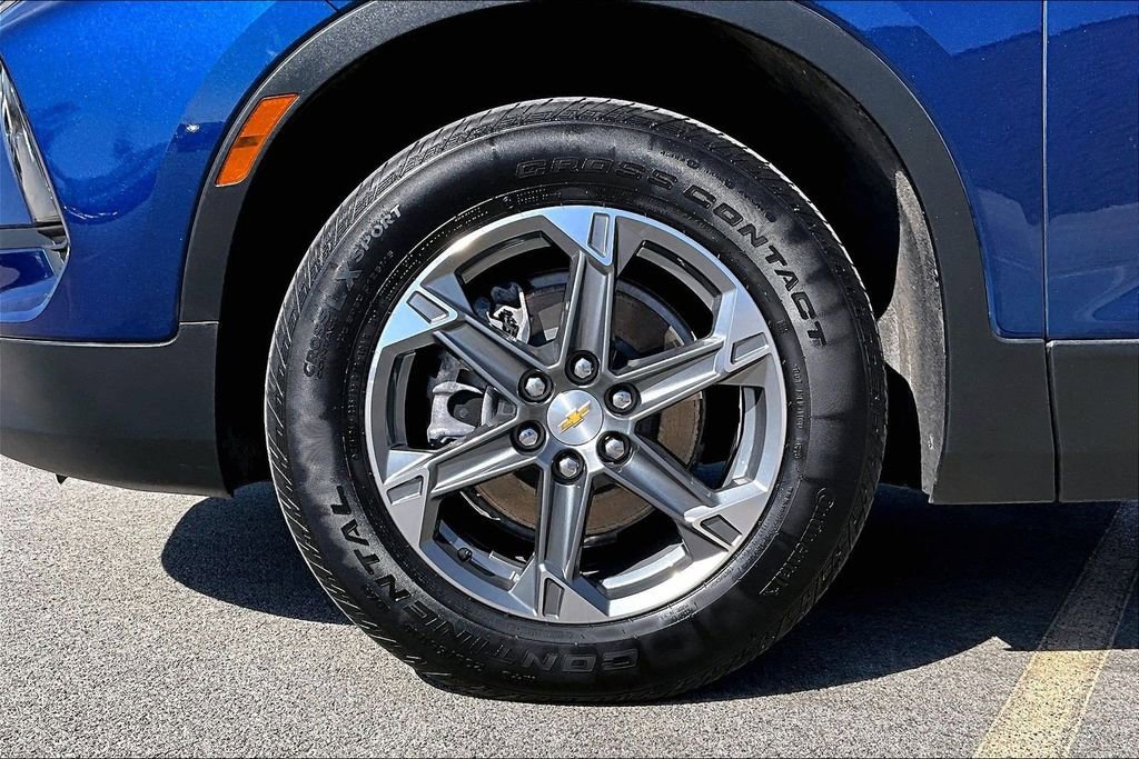 Used 2023 Chevrolet Blazer LT w/ Convenience Package AWD/4WD image 9