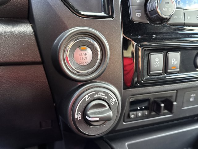 Used 2023 Nissan Titan PRO-4X w/ Pro-4x Utility Package AWD/4WD image 31