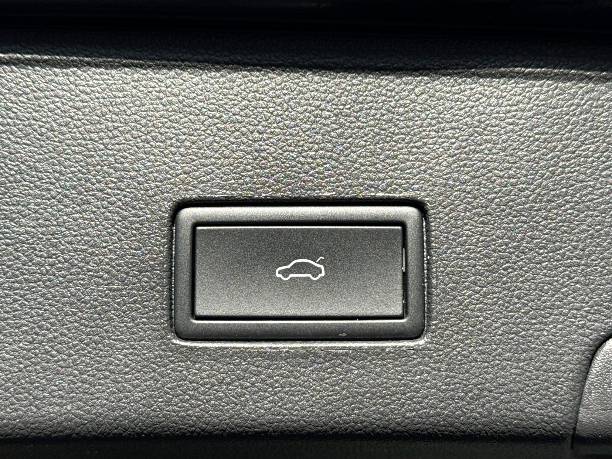 Used 2023 Volkswagen Atlas Cross Sport SEL Premium R-Line image 13