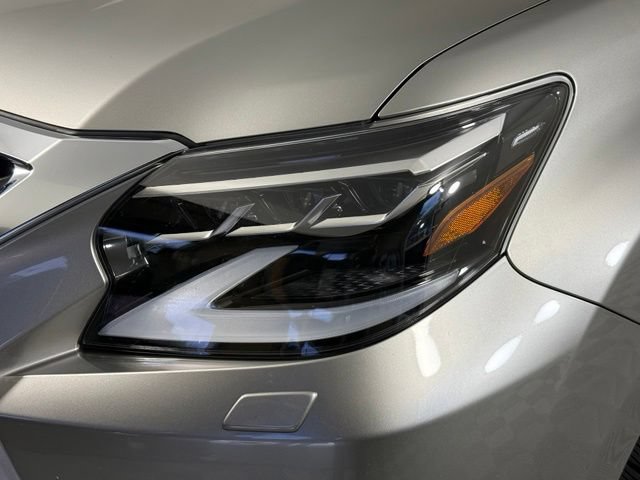 Used 2020 Lexus GX 460 Premium w/ Premium Package AWD/4WD image 16