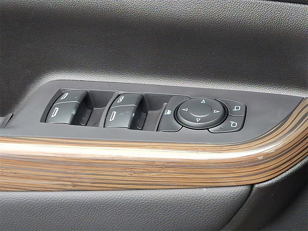 Used 2023 GMC Acadia SLE w/ Driver Convenience Package image 21