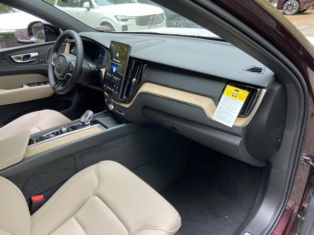 New 2026 Volvo XC60 T8 Plus w/ Climate Package AWD/4WD image 18