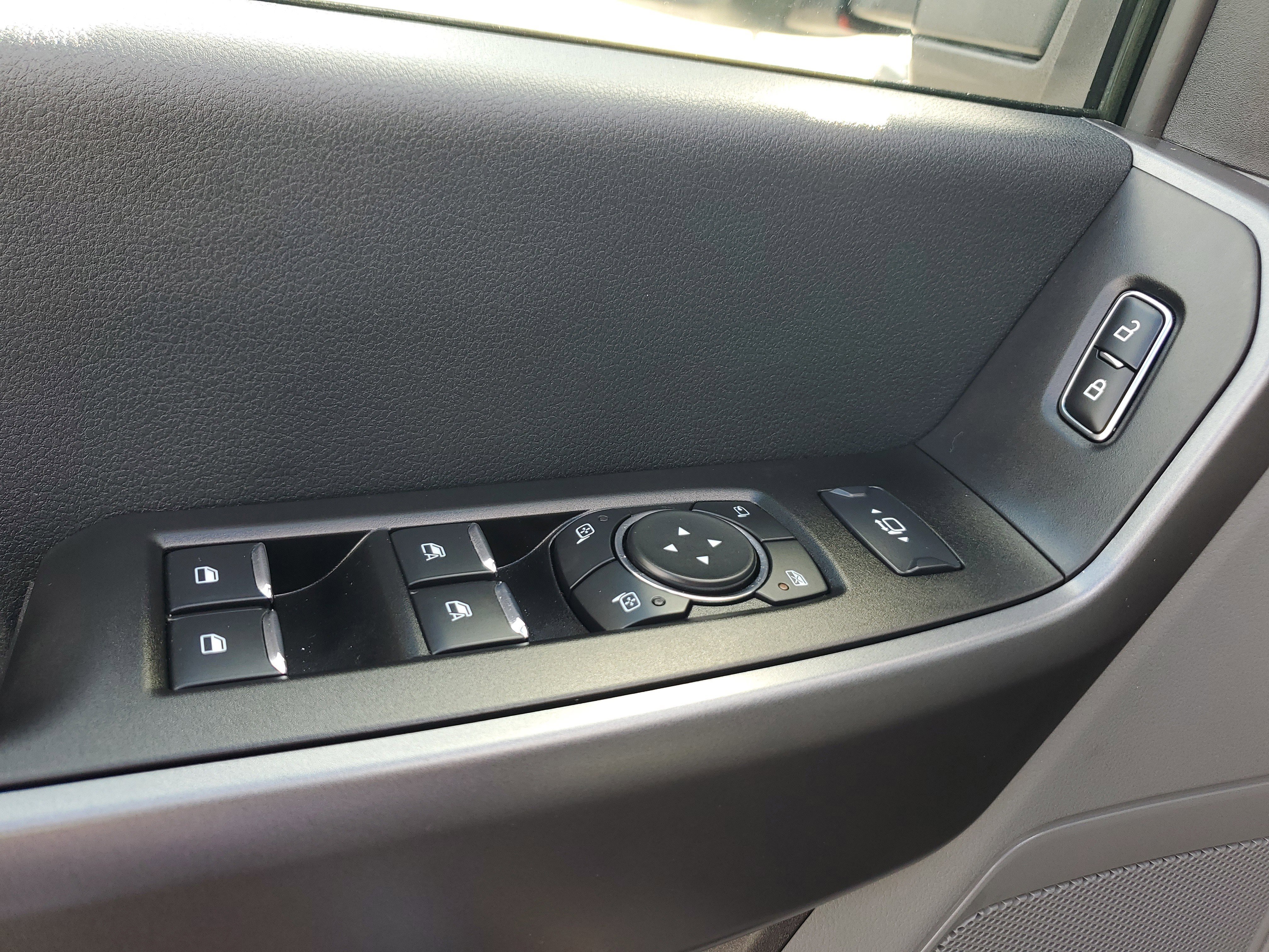 Used 2025 Ford F450 XLT w/ 360-Degree Camera Package image 26