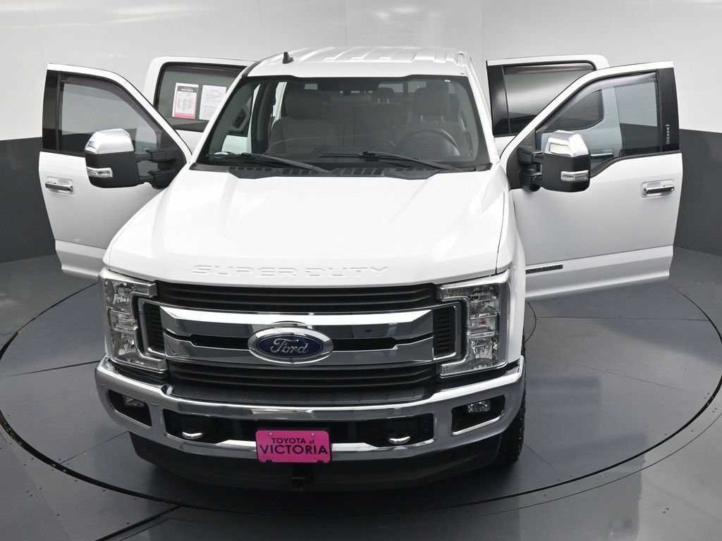 Used 2019 Ford F250 XLT w/ XLT Premium Package AWD/4WD image 24