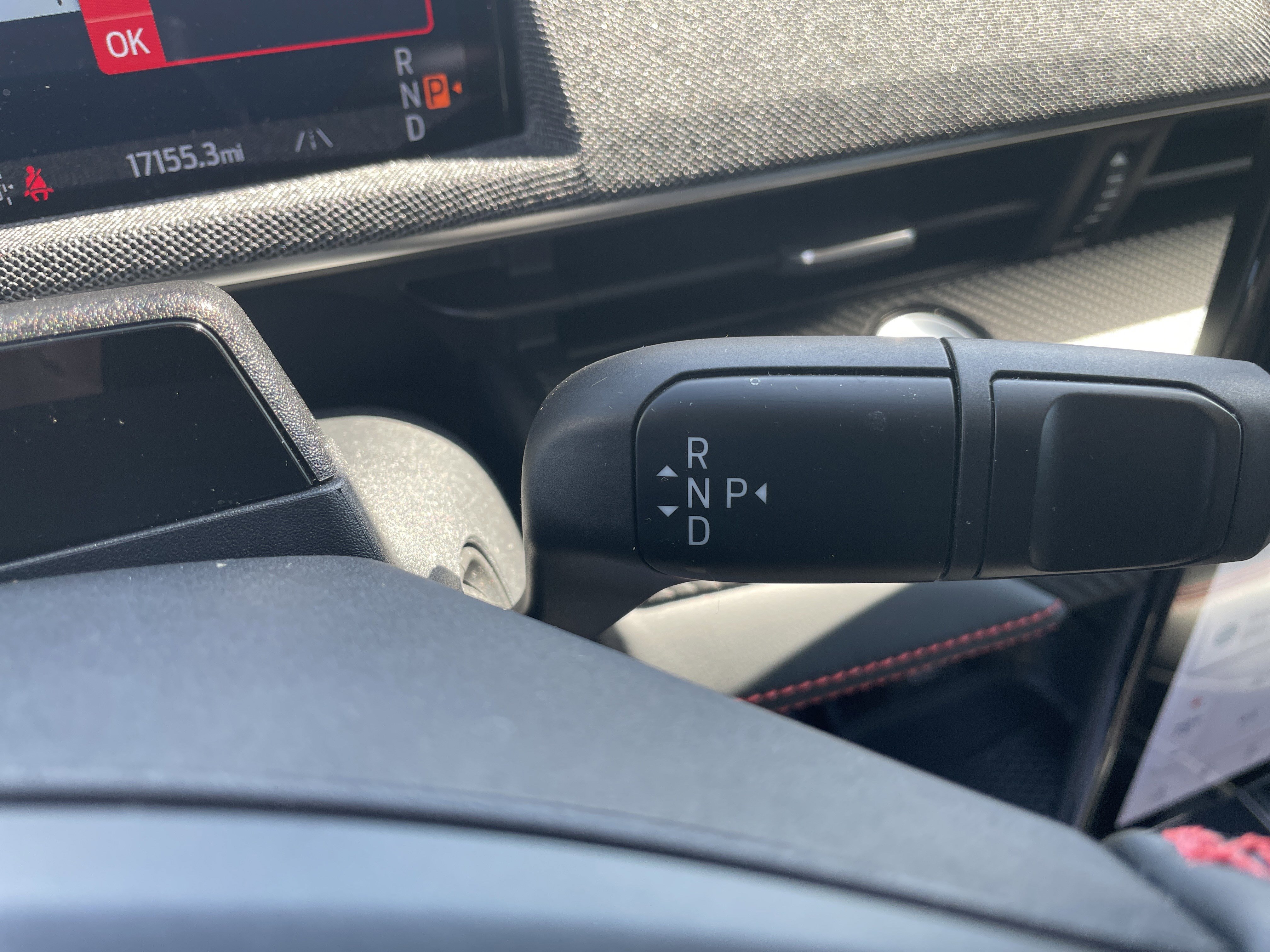 Used 2025 Ford Mustang Mach-E Premium w/ Sport Appearance Package image 15