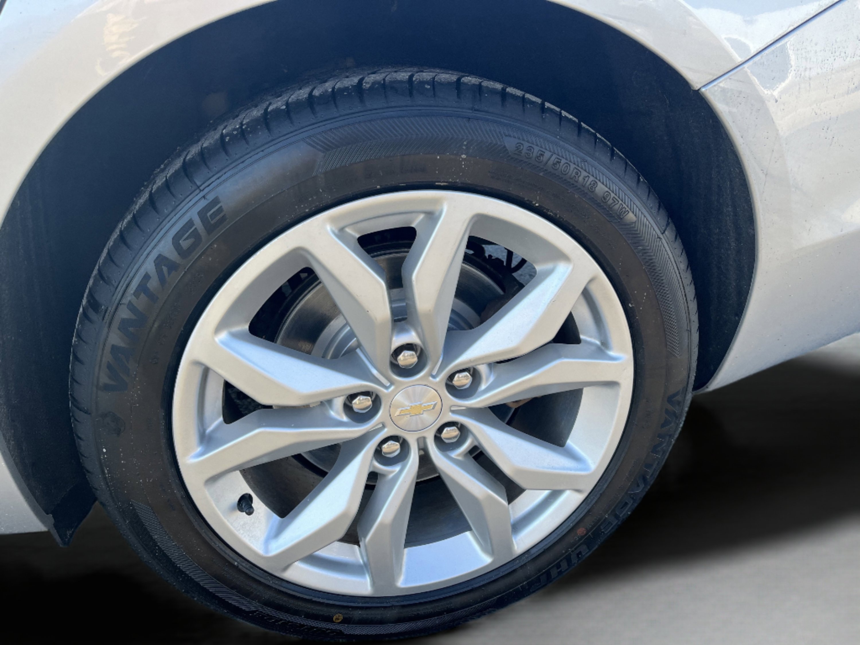 Used 2019 Chevrolet Impala LT image 9