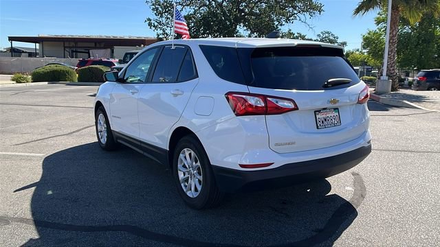 Used 2021 Chevrolet Equinox LS w/ LS Convenience Package FWD image 5