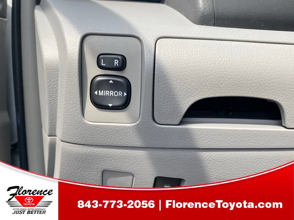 Used 2010 Toyota Camry FWD image 23