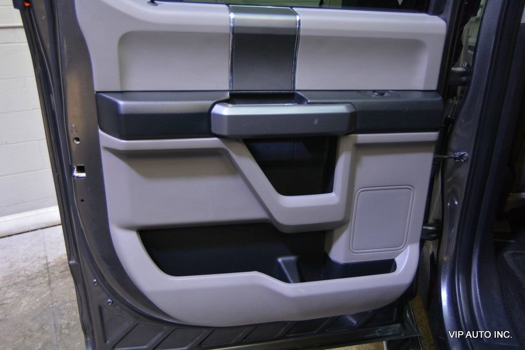 Used 2016 Ford F150 XLT w/ Equipment Group 302A Luxury image 9