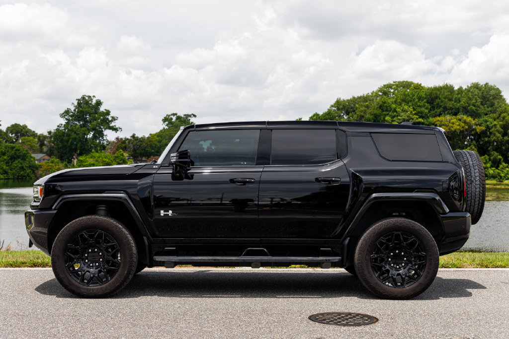Used 2025 GMC Hummer EV 2X AWD/4WD image 6
