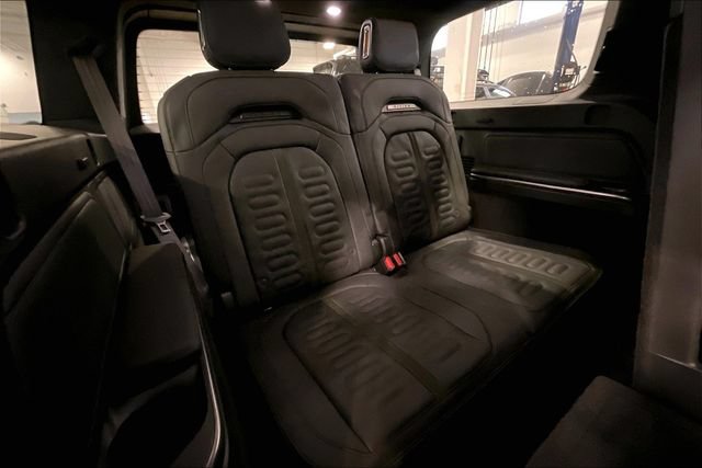 Used 2023 Rivian R1S Adventure AWD/4WD image 27