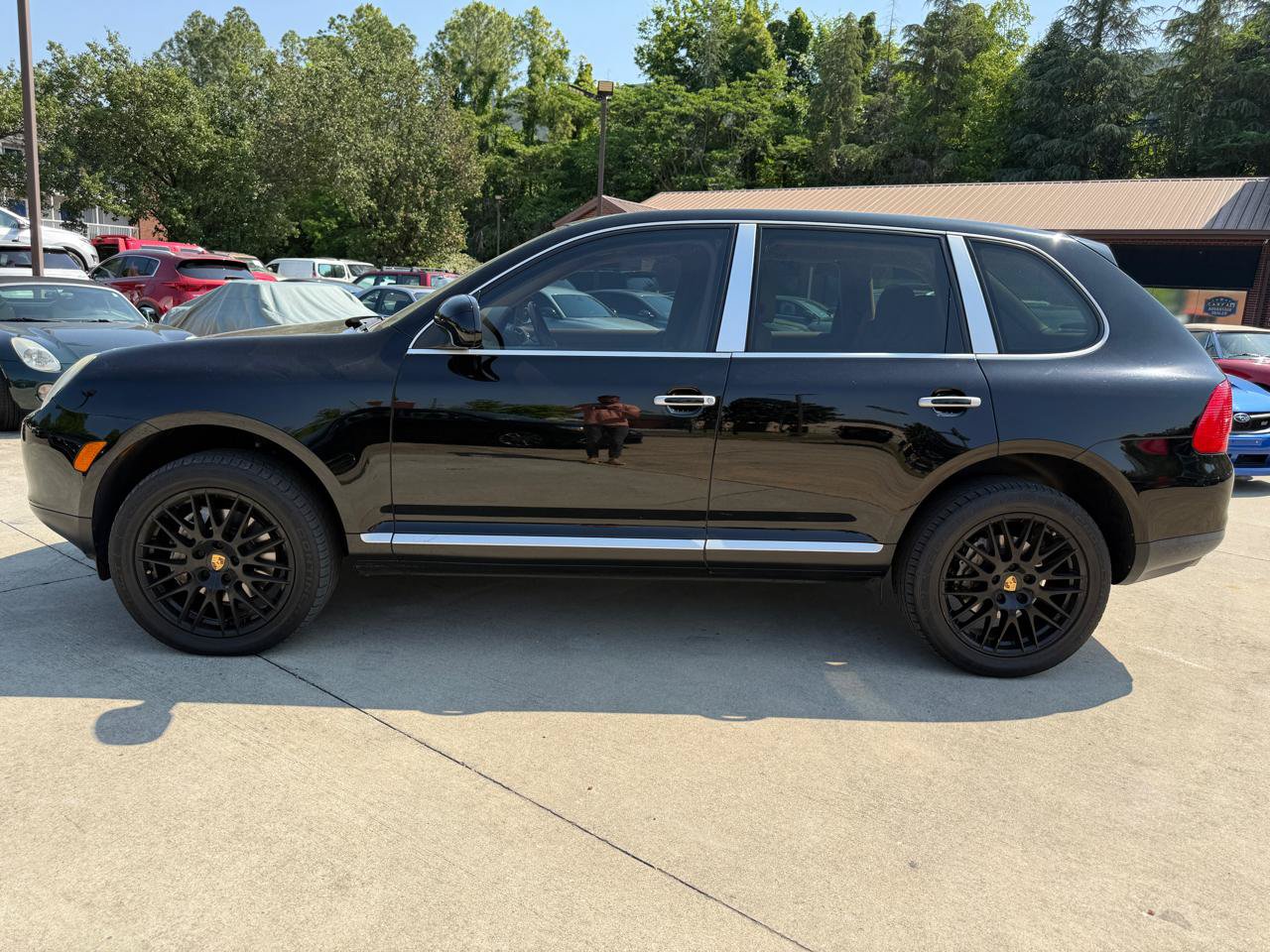 Used 2005 Porsche Cayenne S AWD/4WD image 2