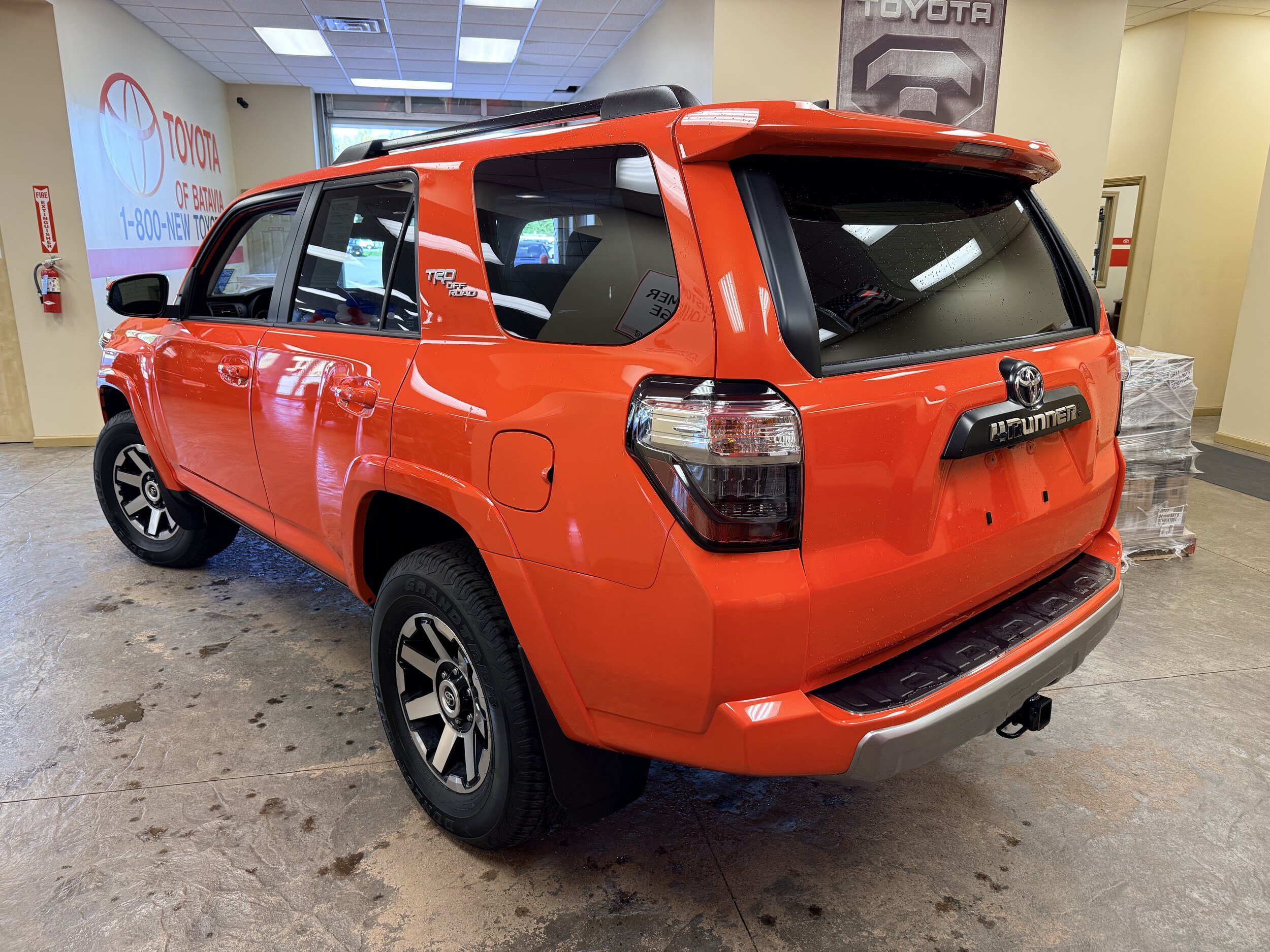 Used 2024 Toyota 4Runner TRD Off-Road Premium w/ Moonroof Package AWD/4WD image 9
