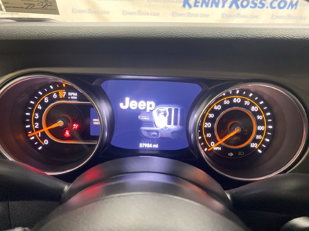 Used 2023 Jeep Gladiator Sport AWD/4WD image 19