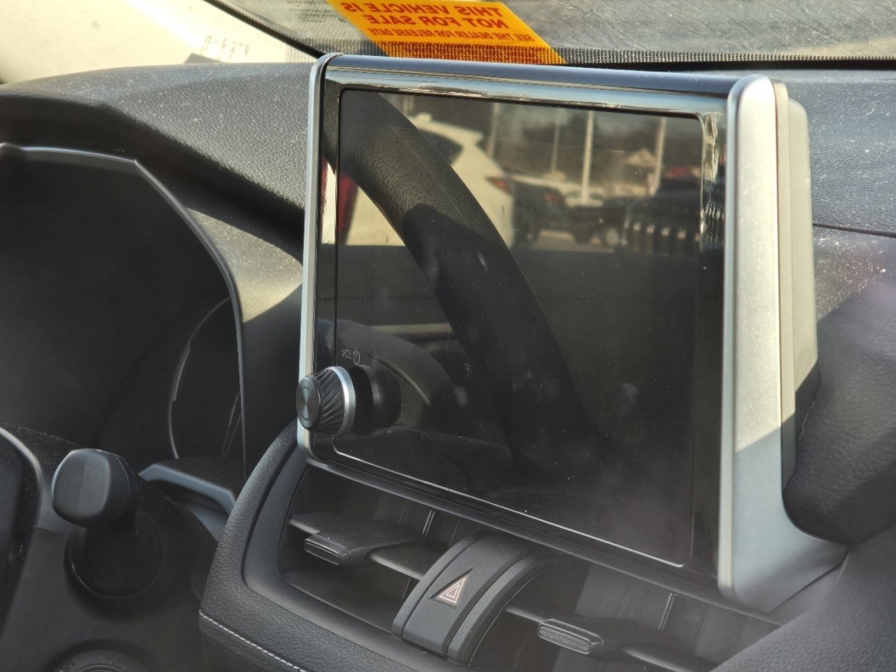 Used 2024 Toyota RAV4 LE image 15