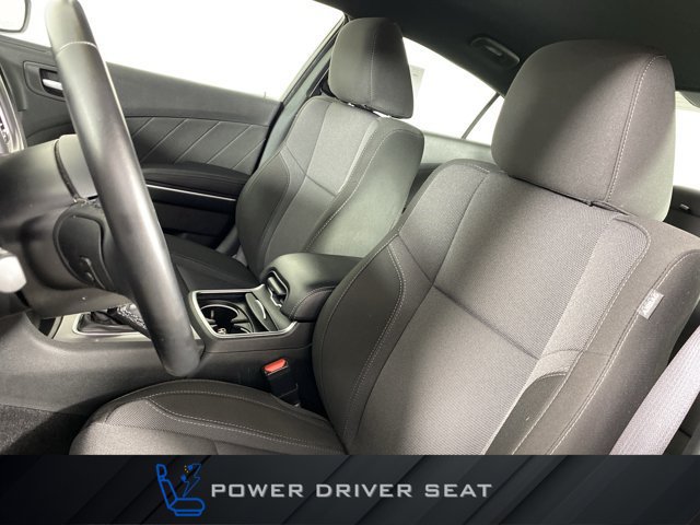 Used 2020 Dodge Charger SXT RWD image 17