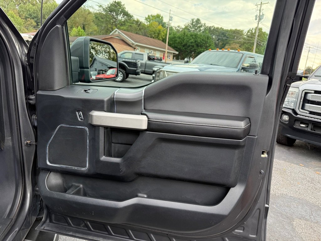 Used 2015 Ford F150 Lariat image 59