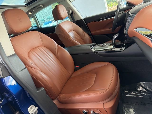 Certified 2022 Maserati Levante GT image 18