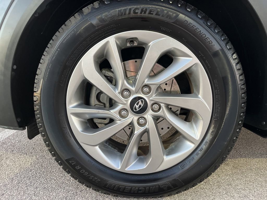 Used 2018 Hyundai Tucson SE w/ Cargo Package image 11