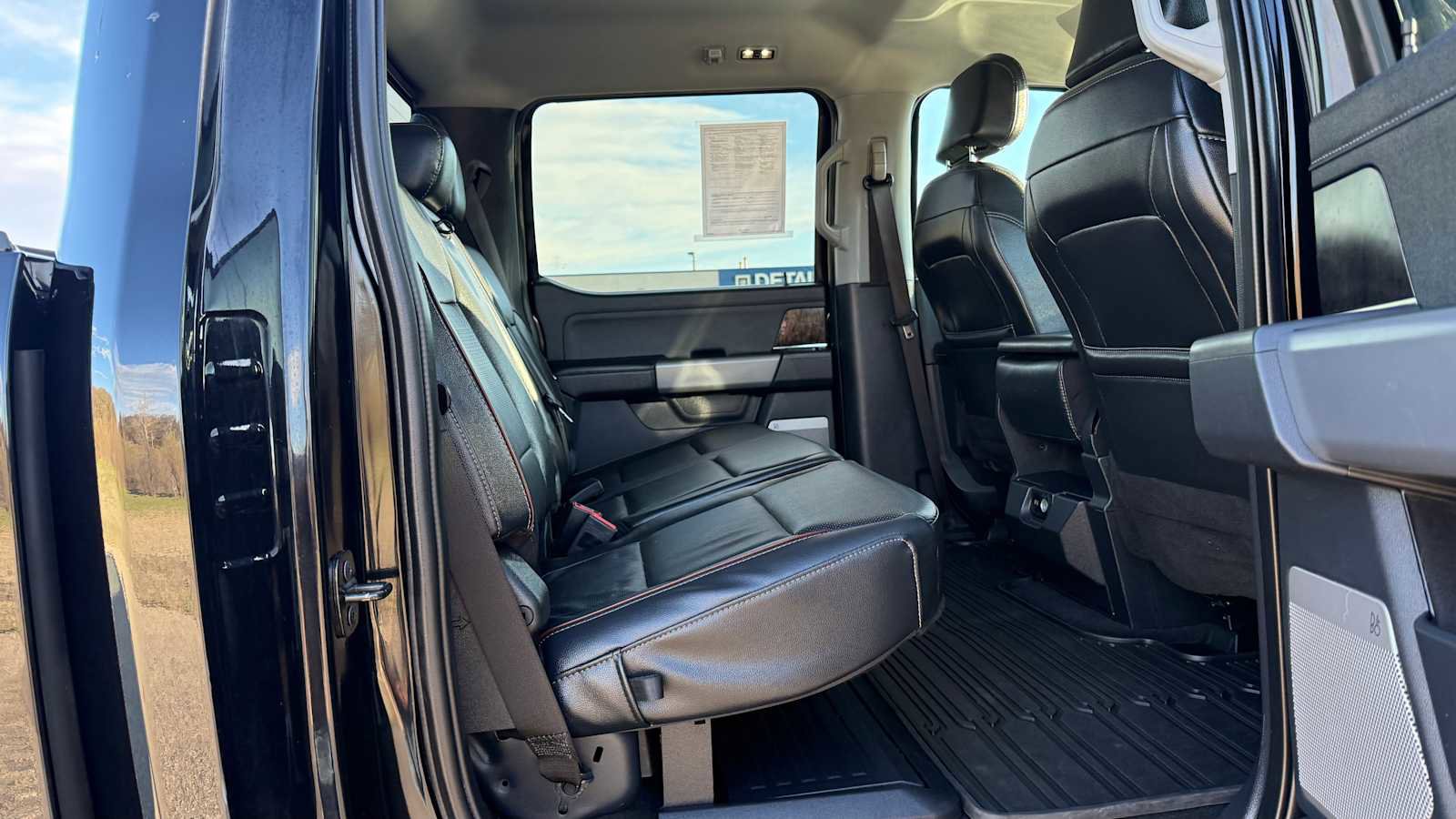 Used 2024 Ford F350 Lariat w/ Chrome Package AWD/4WD image 11