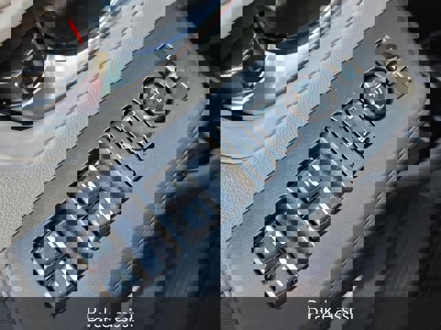 Used 2023 Honda Pilot LX image 28