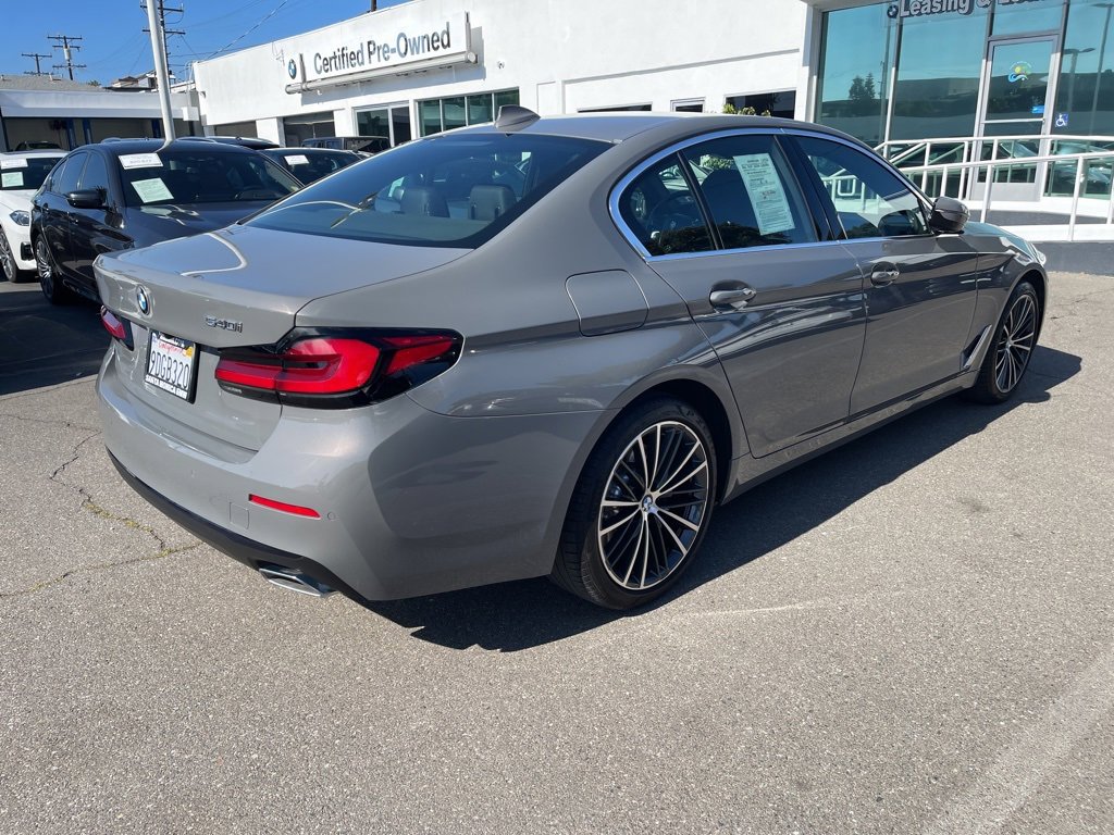 Used 2022 BMW 540i w/ Premium Package image 5