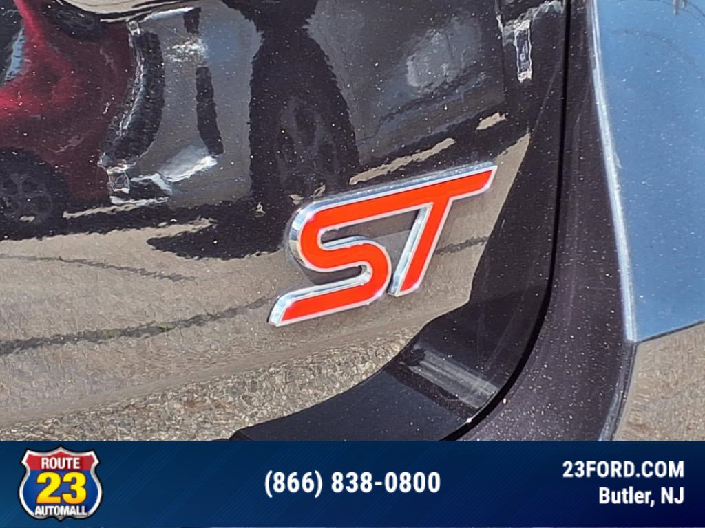 Certified 2023 Ford Explorer ST w/ Equipment Group 401A image 8