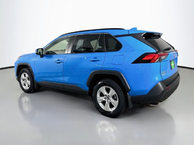 Used 2019 Toyota RAV4 XLE w/ Convenience Package FWD image 7