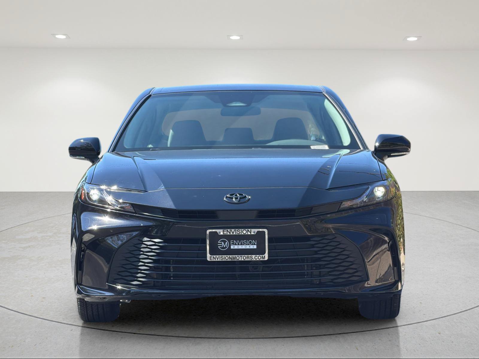 Used 2026 Toyota Camry LE FWD image 8