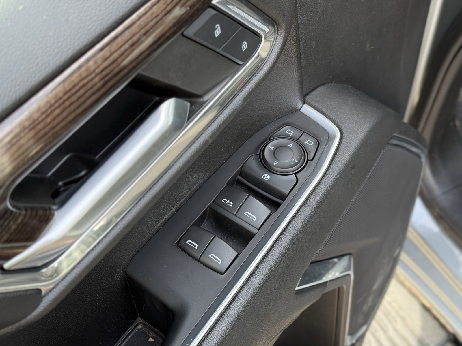 Used 2024 Chevrolet Silverado 1500 RST image 14