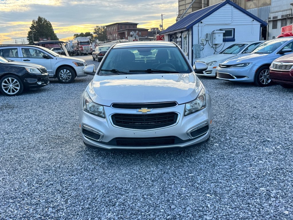 Used 2016 Chevrolet Cruze LT FWD image 5