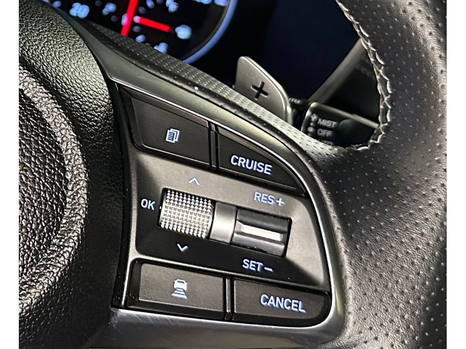 Used 2021 Genesis G70 2.0T w/ Prestige Package RWD image 26