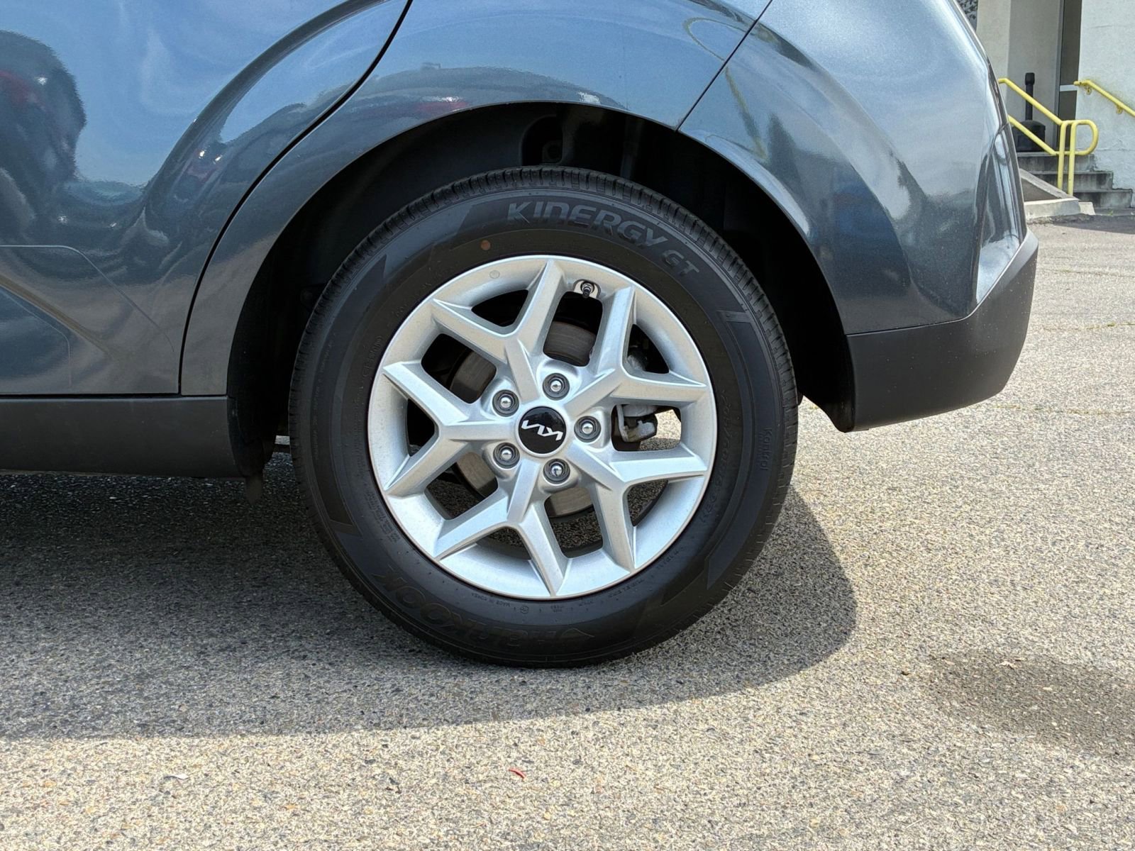 Used 2025 Kia Soul LX w/ LX Technology Package image 28