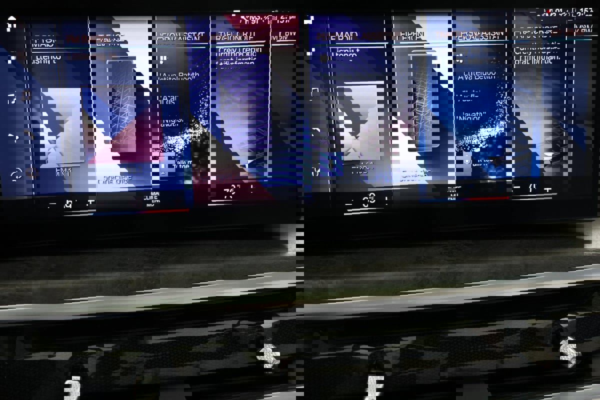 Used 2023 BMW X7 xDrive40i w/ M Sport Package image 55