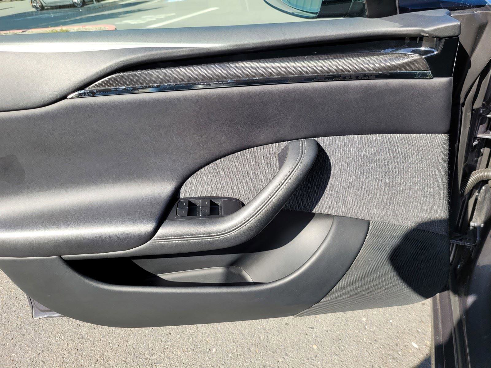 Used 2021 Tesla Model S Plaid image 23