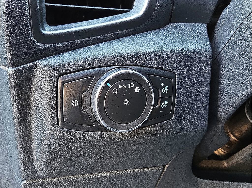 Used 2020 Ford EcoSport SES image 23