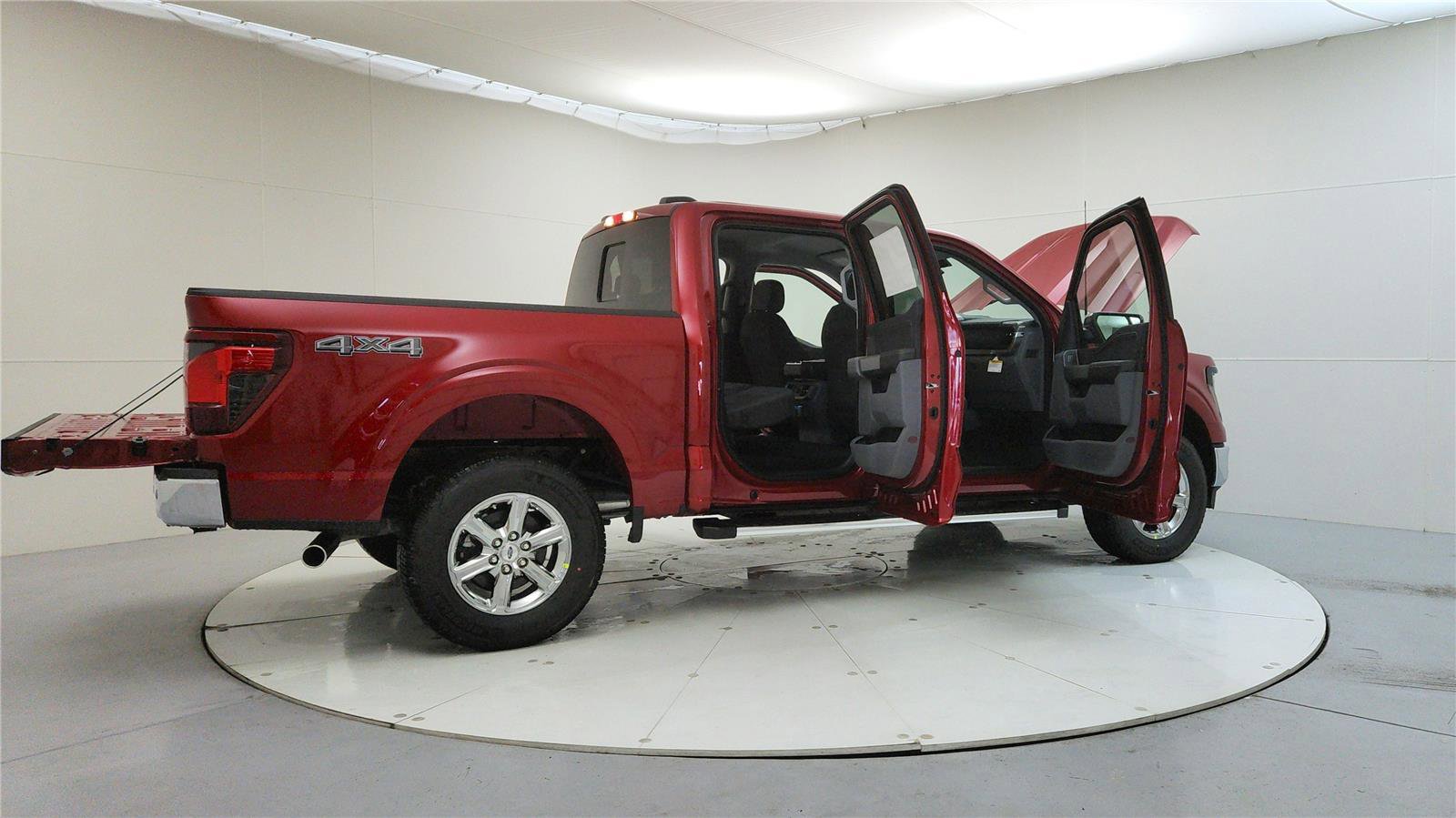 New 2025 Ford F150 XLT w/ Equipment Group 302A MID image 13