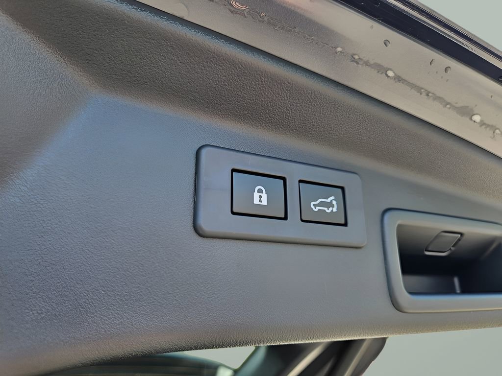 Certified 2026 Subaru Outback Touring XT AWD/4WD image 12