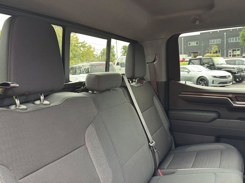 Used 2024 Chevrolet Silverado 1500 RST w/ Convenience Package II AWD/4WD image 7